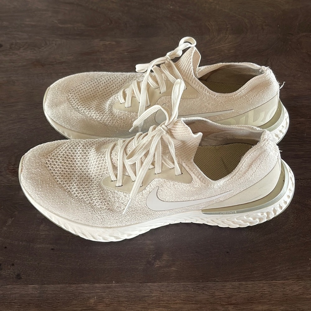 Nike epic reacts